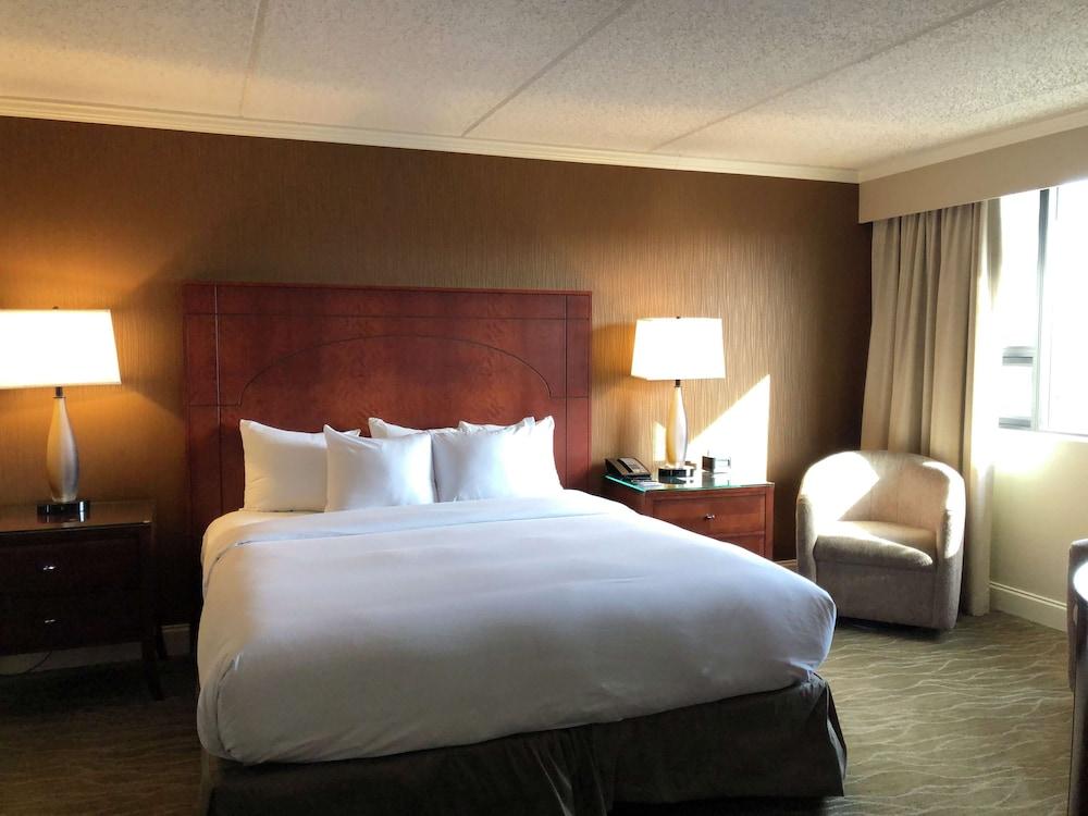 Doubletree By Hilton Akron Fairlawn Eksteriør bilde
