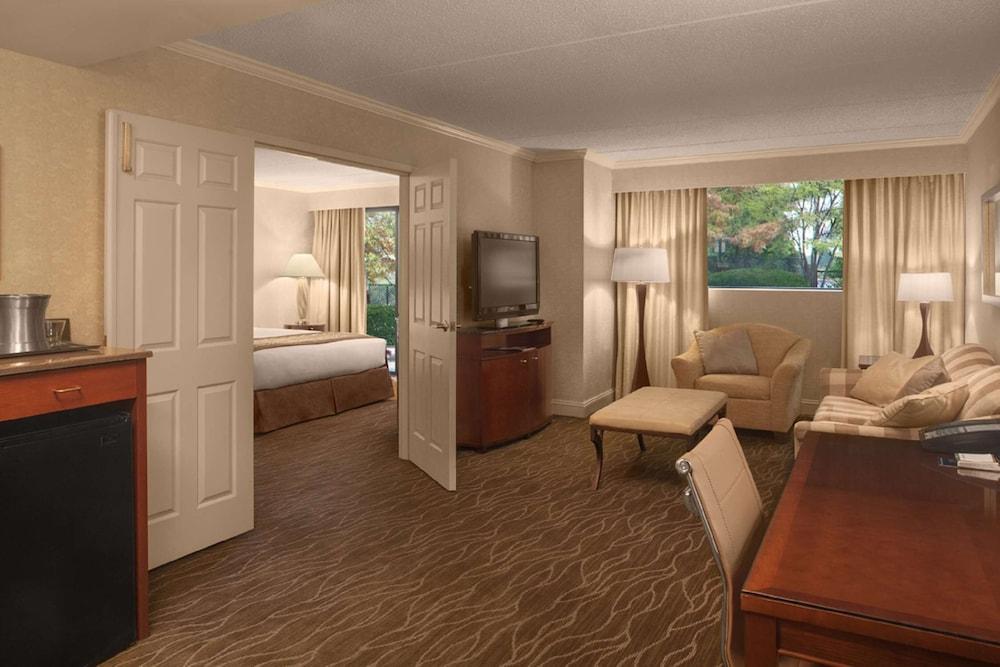 Doubletree By Hilton Akron Fairlawn Eksteriør bilde