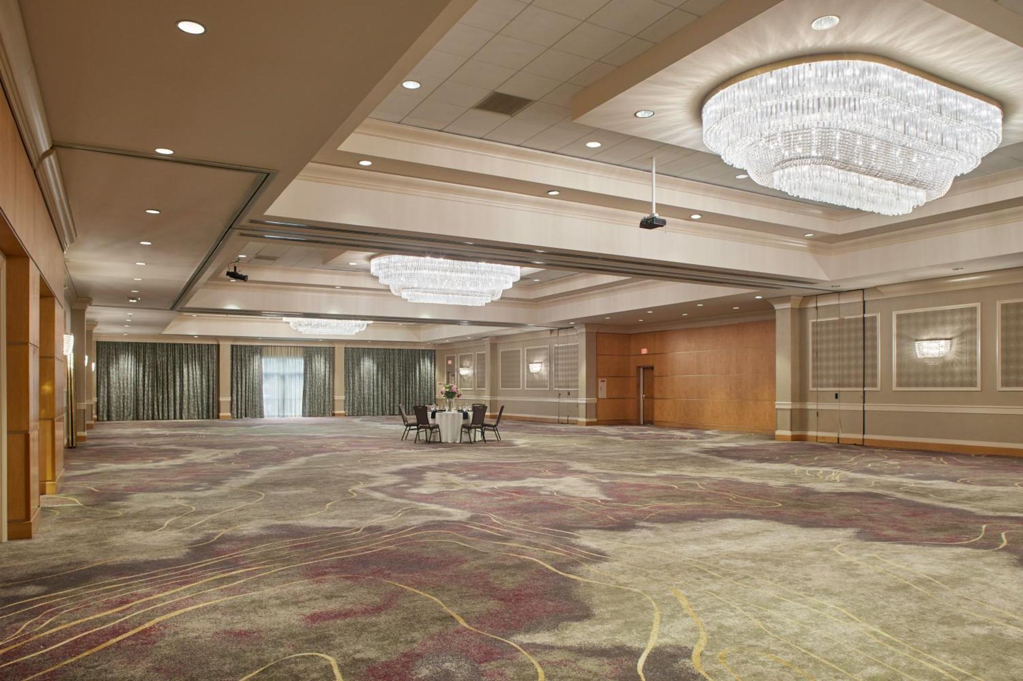 Doubletree By Hilton Akron Fairlawn Eksteriør bilde