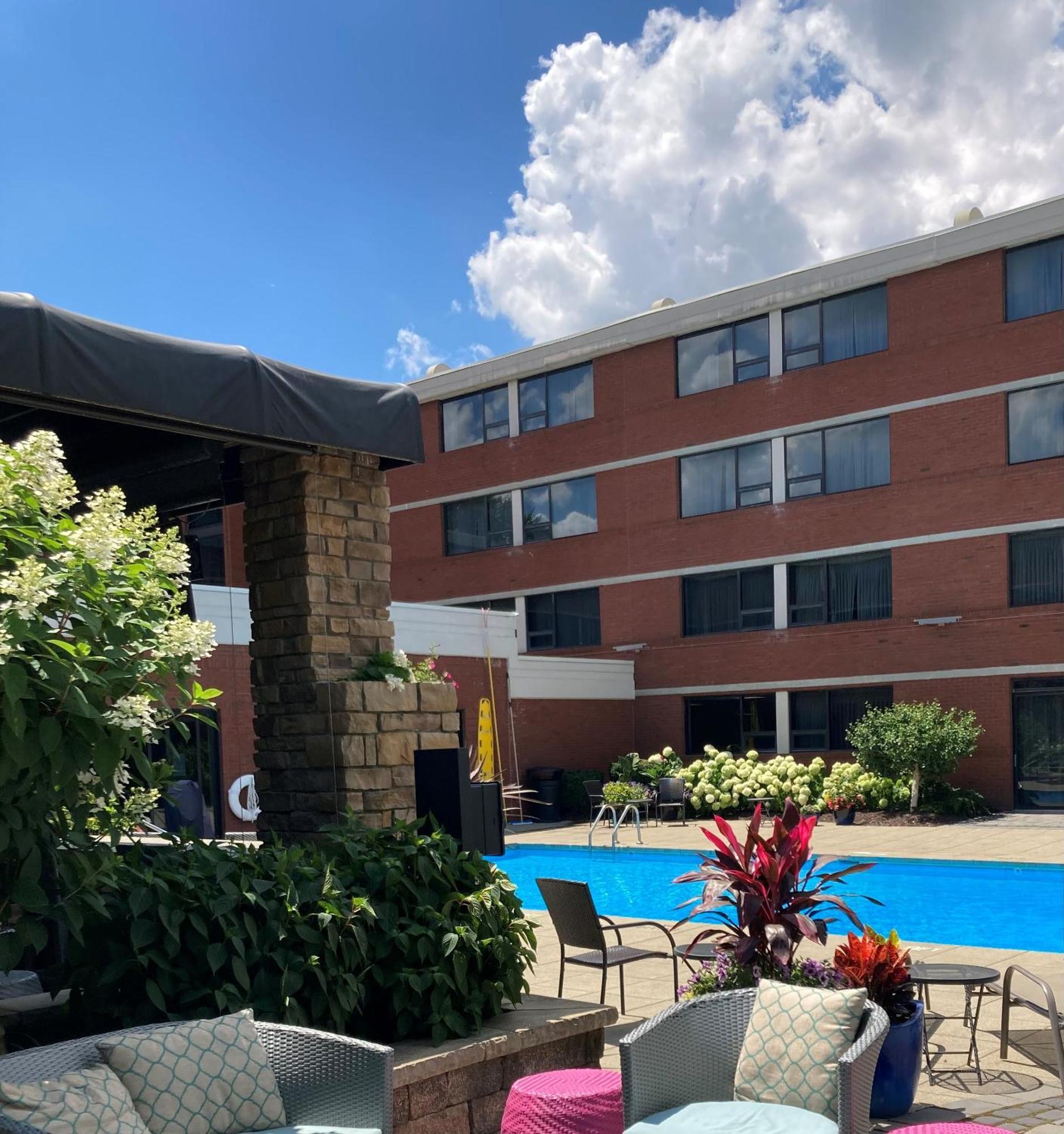 Doubletree By Hilton Akron Fairlawn Eksteriør bilde
