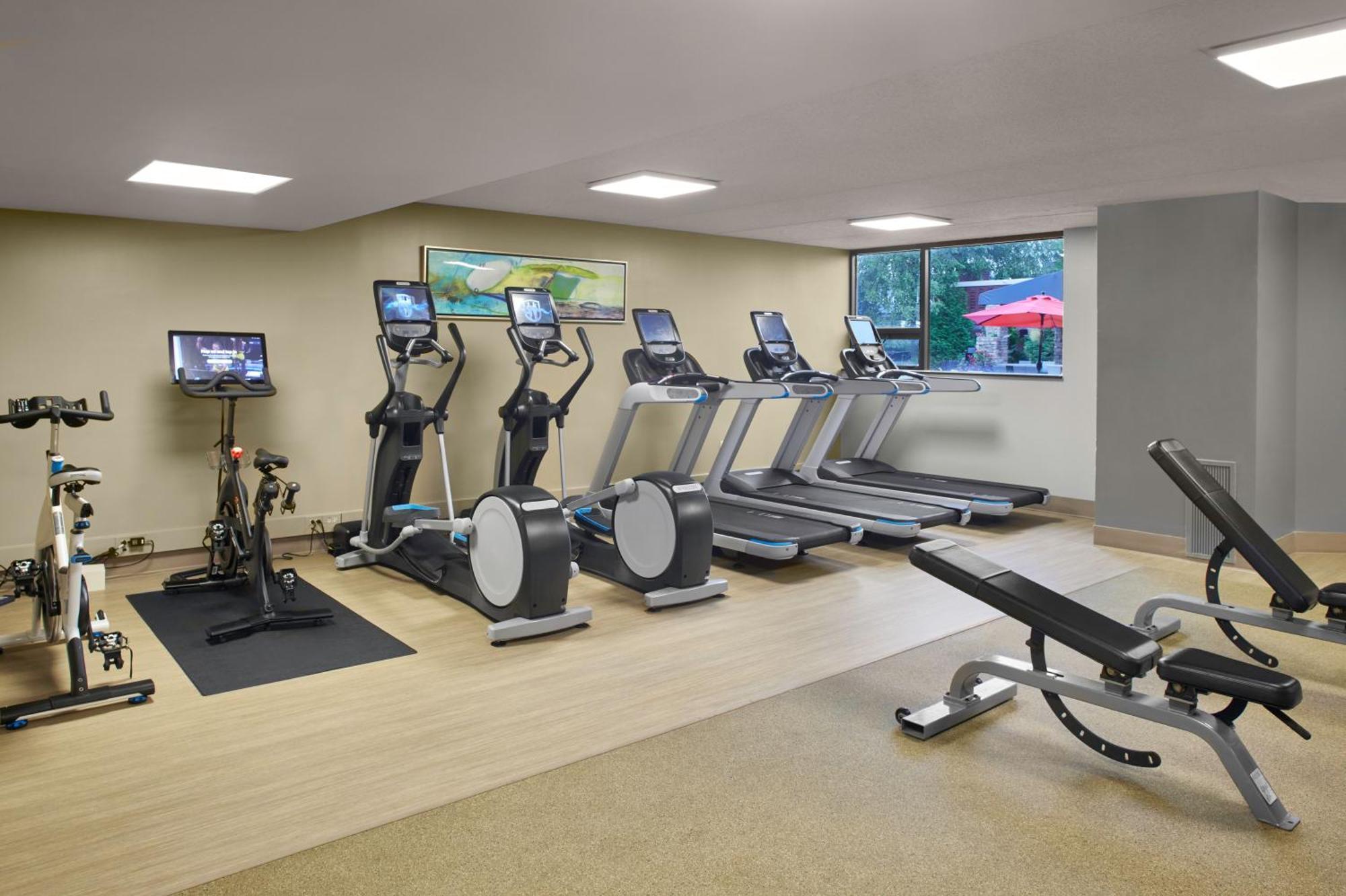 Doubletree By Hilton Akron Fairlawn Eksteriør bilde