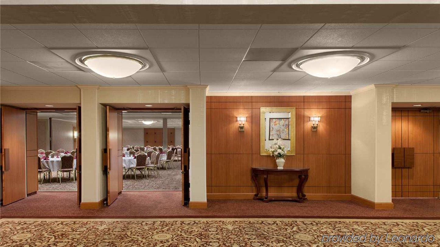 Doubletree By Hilton Akron Fairlawn Interiør bilde