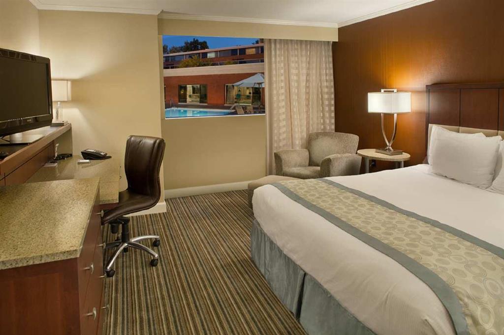 Doubletree By Hilton Akron Fairlawn Rom bilde
