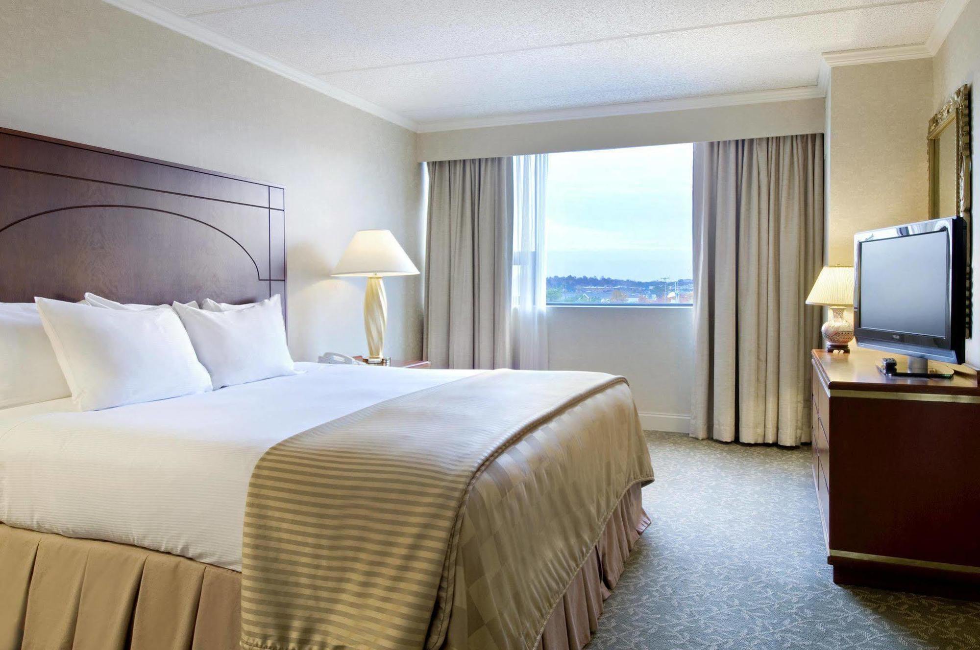 Doubletree By Hilton Akron Fairlawn Rom bilde
